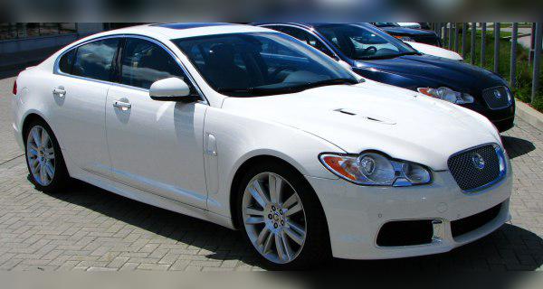 Jaguar XF (X250) cover