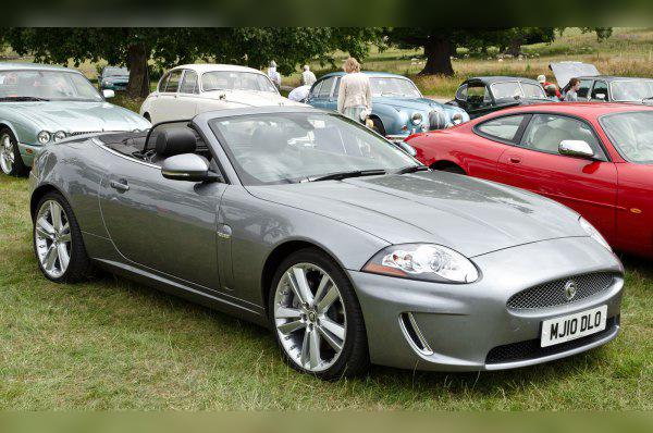 Jaguar XK Convertible (X150, facelift 2009) cover