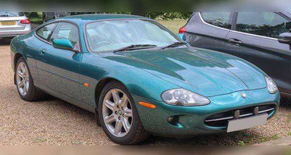 Jaguar XK Coupe (X100) cover