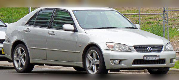 Lexus IS I (XE10) cover