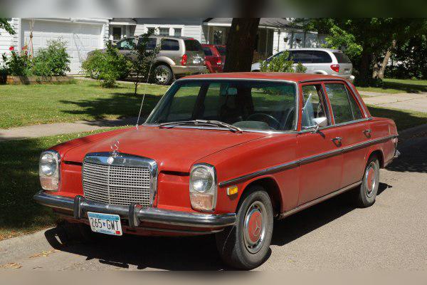 Mercedes-Benz /8 (W115) cover