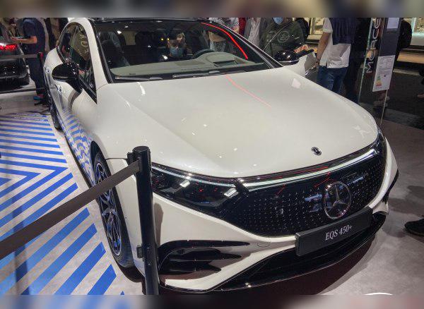 Mercedes-Benz EQS (V297) cover