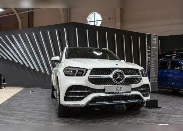 Mercedes-Benz GLE SUV (V167) cover