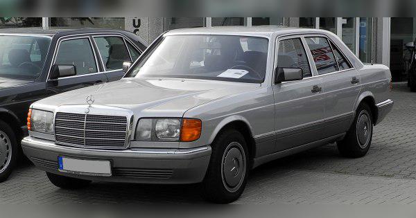 Mercedes-Benz S-class SE (W126, facelift 1985) cover