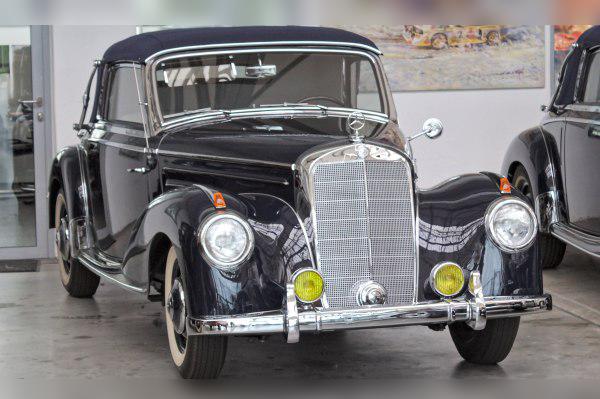 Mercedes-Benz W187 Cabriolet B cover