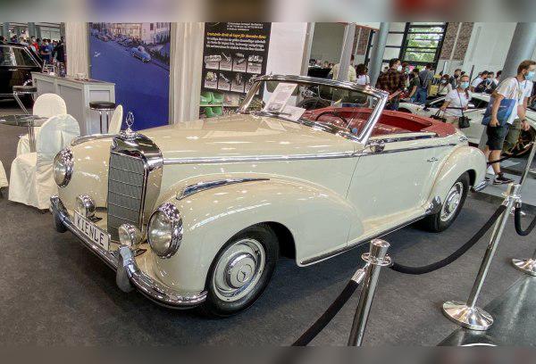 Mercedes-Benz W188 I Roadster cover