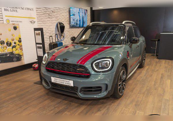 Mini Countryman (F60, facelift 2020) cover