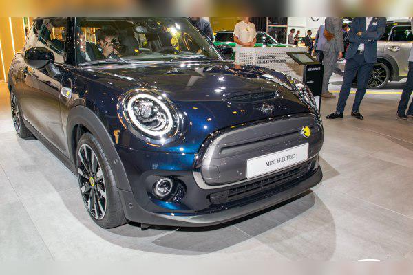Mini Electric Cooper SE (F56) cover