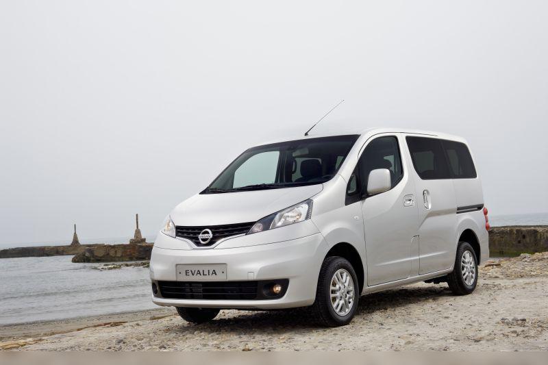 Nissan NV200 Evalia cover