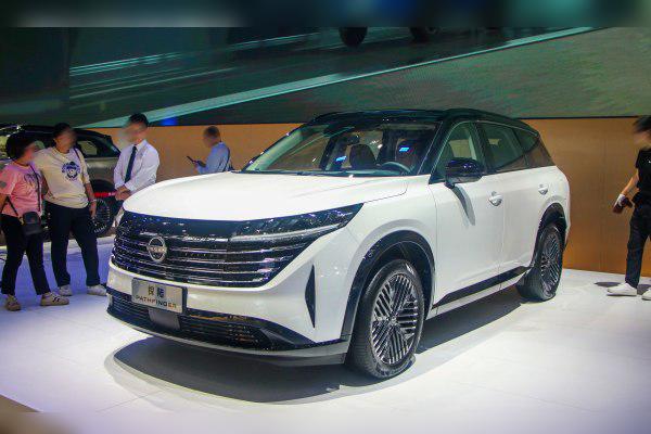 Nissan Pathfinder V (China) cover