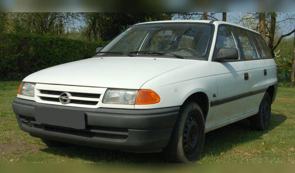 Opel Astra F Caravan cover