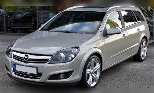 Opel Astra H Caravan (facelift 2007) cover