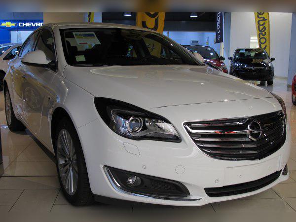 Opel Insignia Hatchback (A, facelift 2013) cover