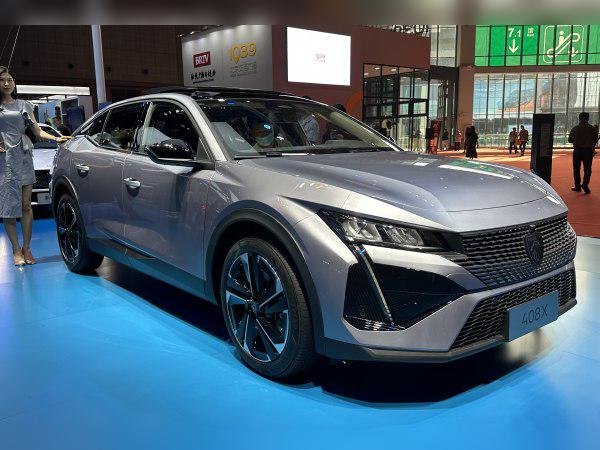 Peugeot 408X (crossover) cover