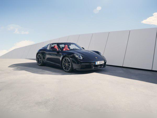 Porsche 911 Targa (992) cover