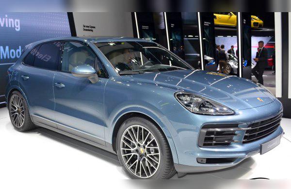 Porsche Cayenne III cover