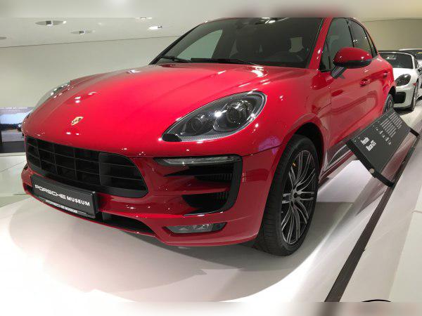 Porsche Macan I (95B) cover