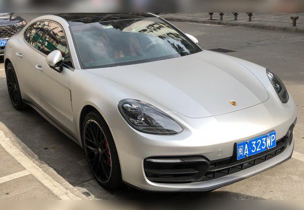 Porsche Panamera (G2 II) cover