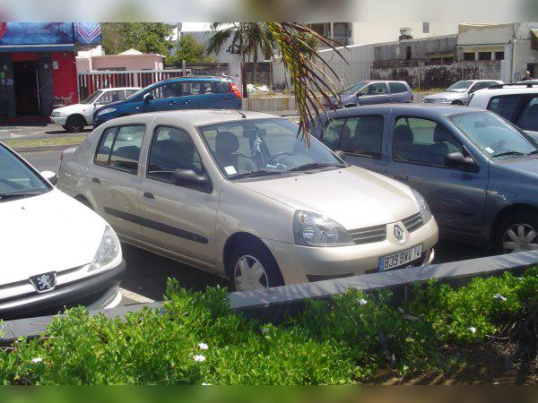 Renault Symbol I (facelift 2002) cover