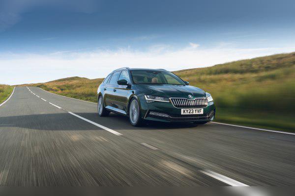 Skoda Superb III Combi (facelift 2019) cover