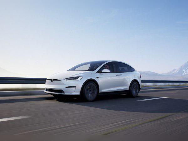 Tesla Model X (facelift 2021) cover