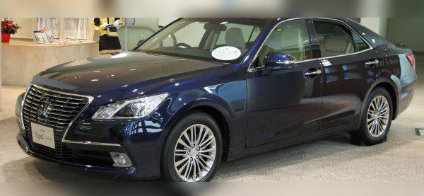 Toyota Crown XIV Royal (S210, facelift 2016) cover
