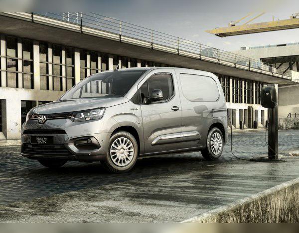 Toyota Proace City SWB cover