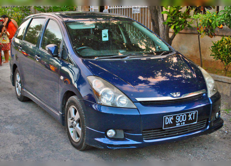 Toyota Wish I cover