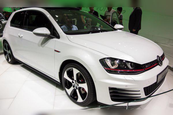 Volkswagen Golf VII (3-door) cover