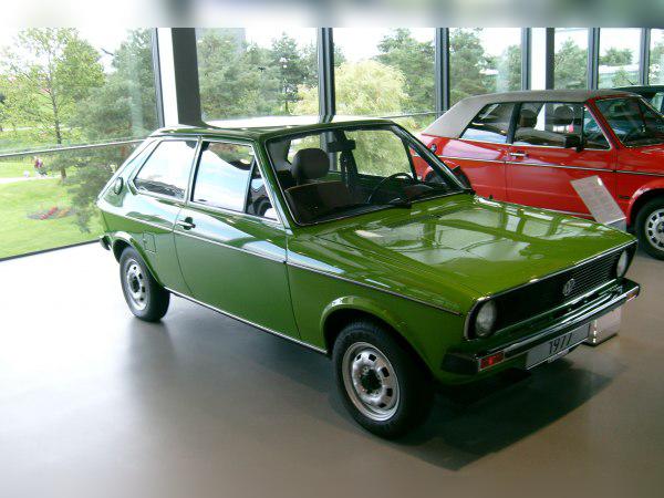 Volkswagen Polo I (86) cover